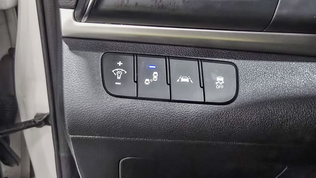 Hyundai Elantra Preferred w/Sun & Safety Package 2020 d’occasion à vendre - 12