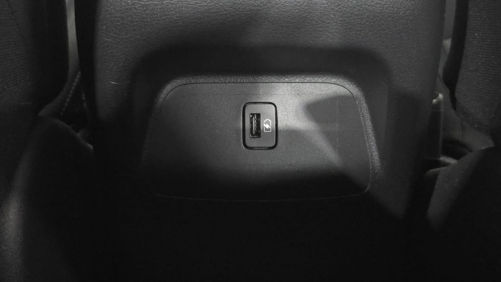 Nissan Sentra SV 2023 d&rsquo;occasion à vendre - 22