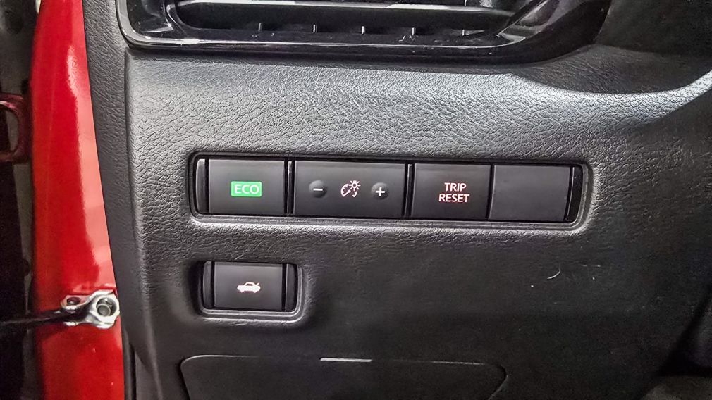 Nissan Sentra SV 2023 d&rsquo;occasion à vendre - 12