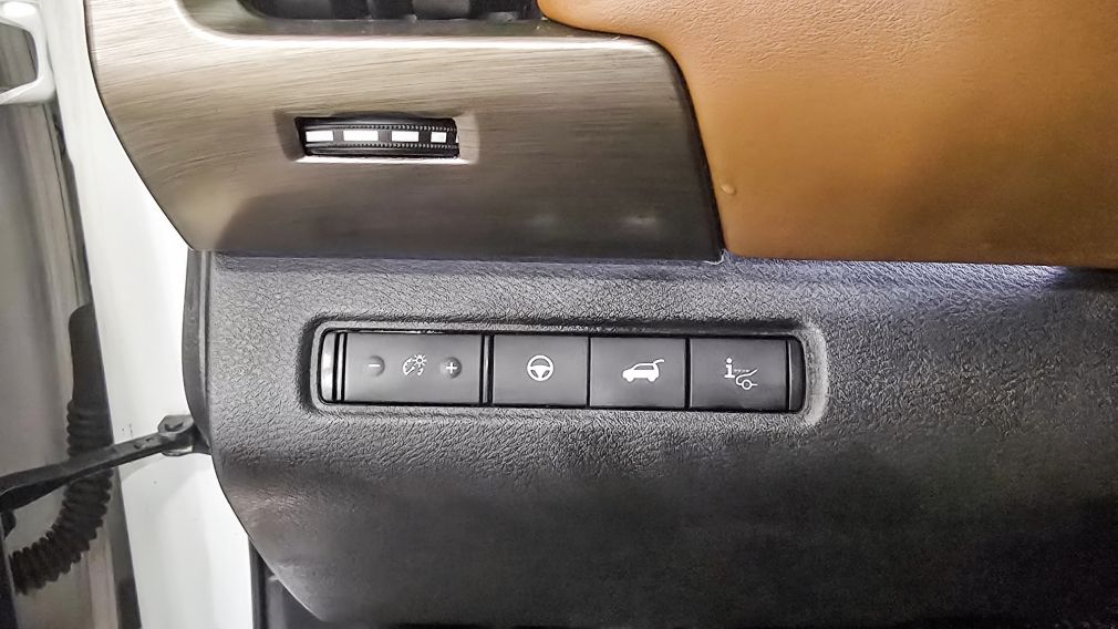 Nissan Pathfinder Platinum 2024 d&rsquo;occasion à vendre - 11