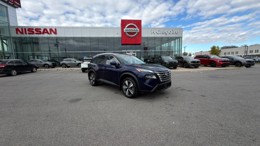 Nissan Rogue SV Moonroof