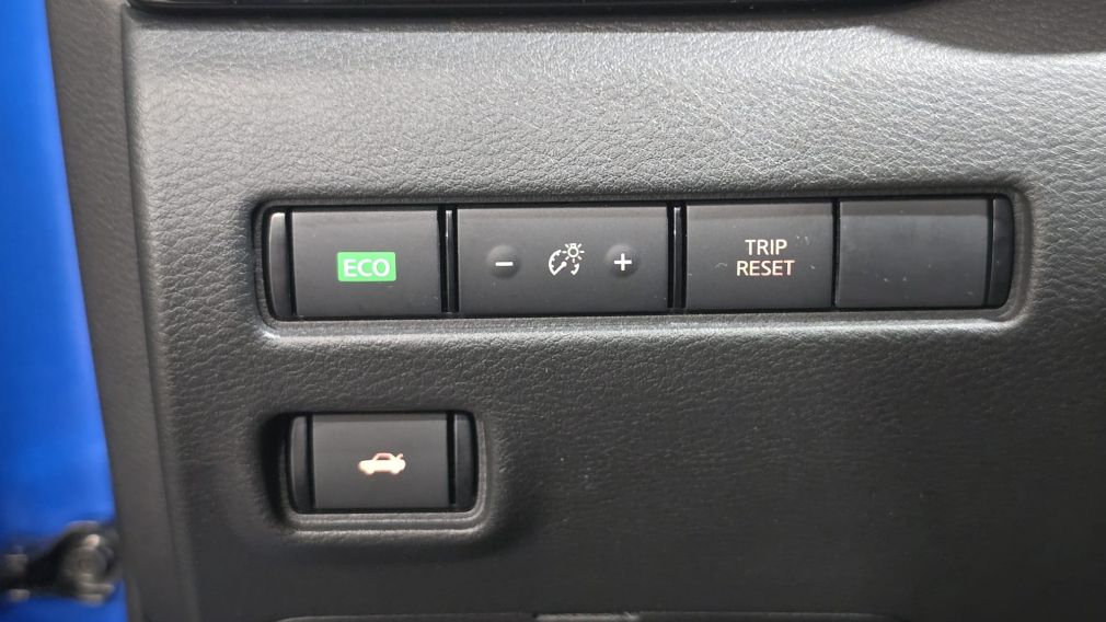 Nissan Sentra SV 2020 d&rsquo;occasion à vendre - 9