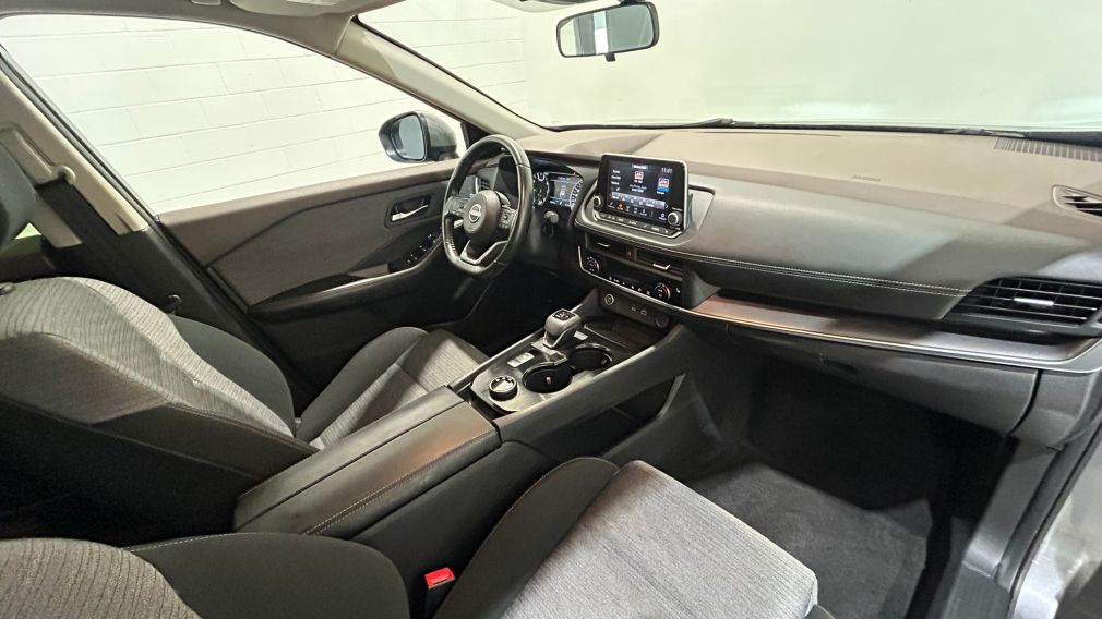 Nissan Rogue SV Moonroof 2023 d&rsquo;occasion à vendre - 34