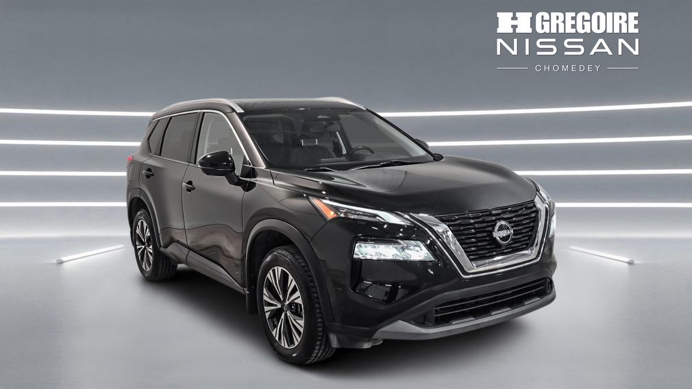 Nissan Rogue SV Moonroof