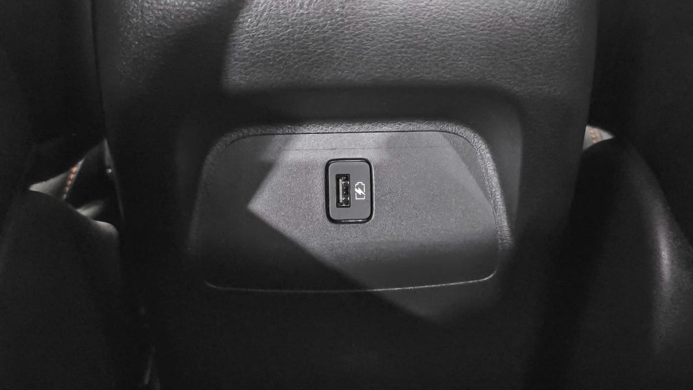 Nissan Sentra SR 2022 d&rsquo;occasion à vendre - 27