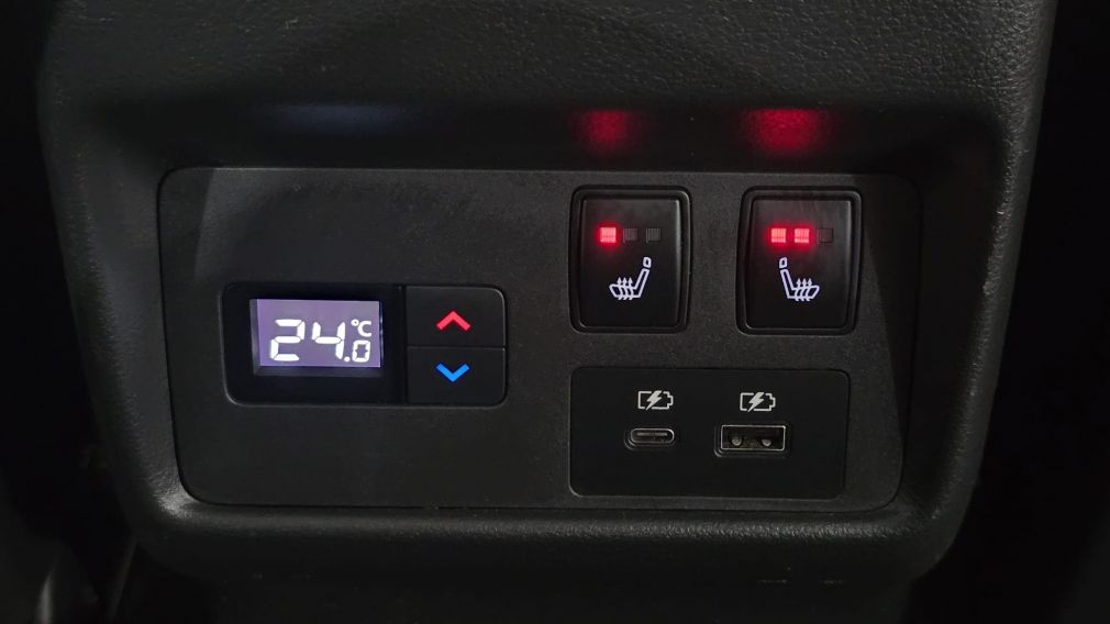 Nissan Rogue Platinum 2021 d&rsquo;occasion à vendre - 26