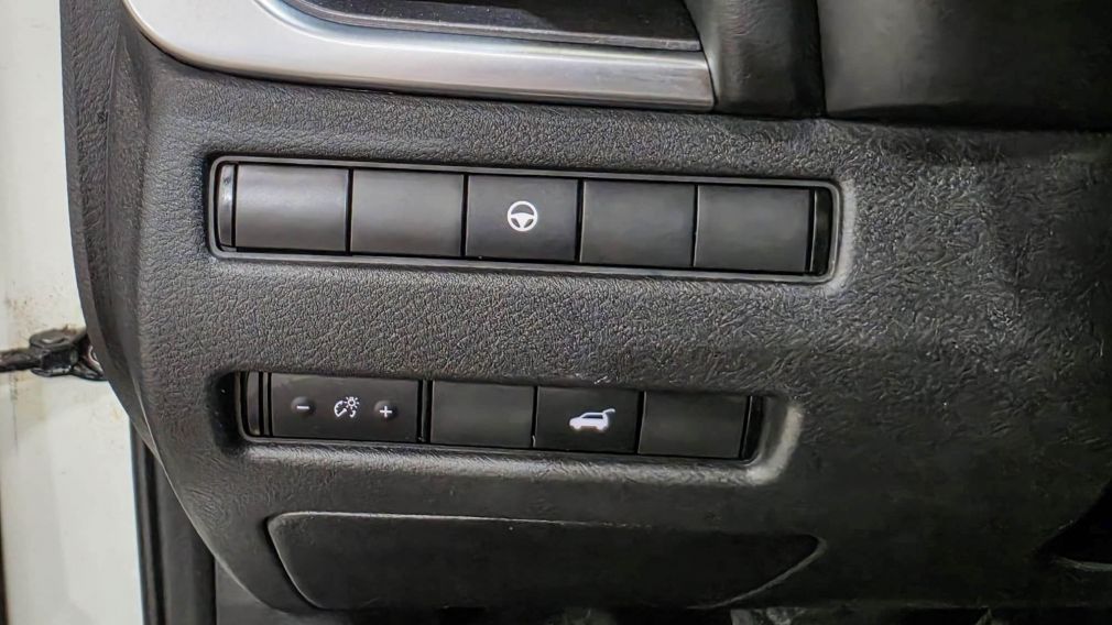 Nissan Rogue SV 2022 d&rsquo;occasion à vendre - 12