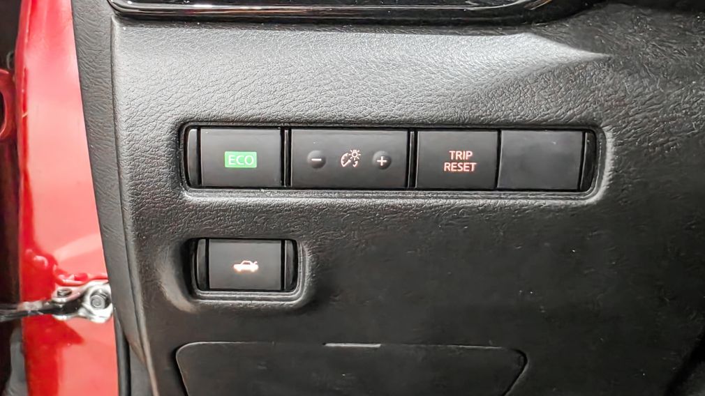 Nissan Sentra SV 2023 d&rsquo;occasion à vendre - 12