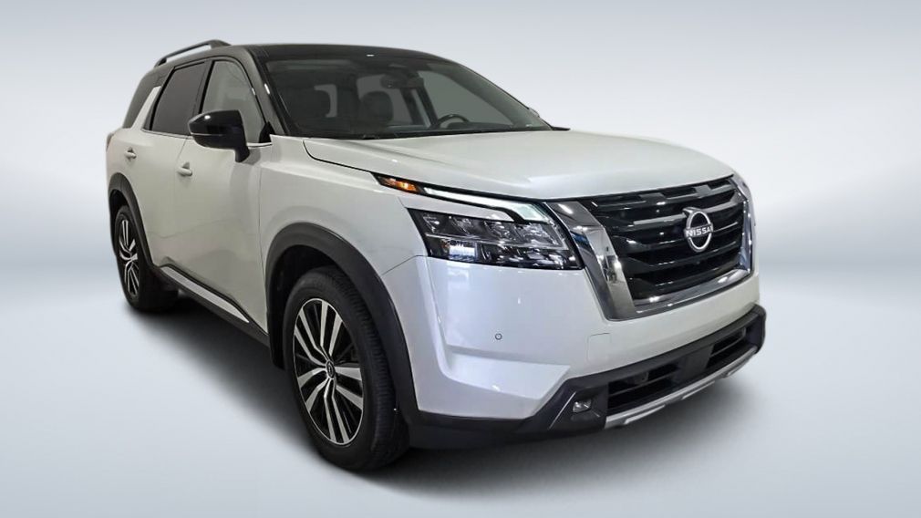 Nissan Pathfinder Platinum 2024