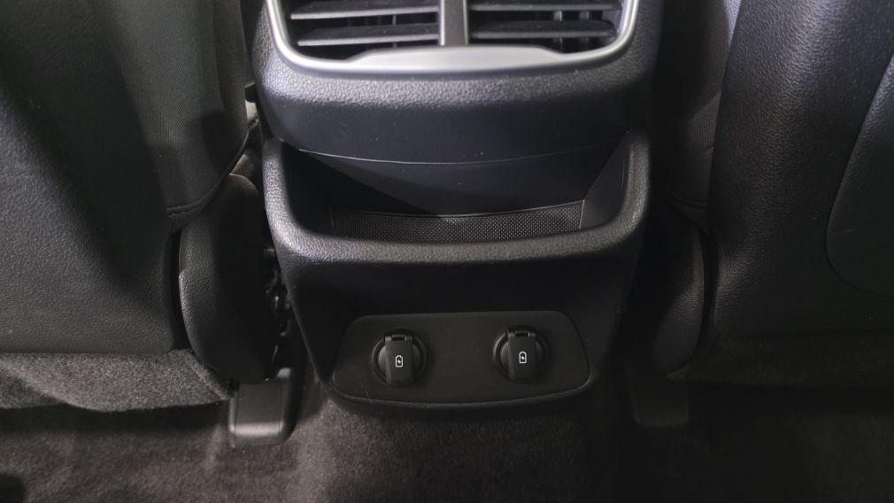 Hyundai Santa Fe Essential 2020 d&rsquo;occasion à vendre - 21
