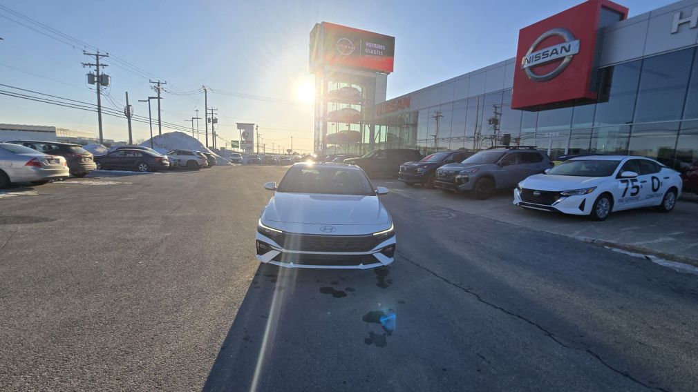 Hyundai Elantra Preferred 2024 d&rsquo;occasion à vendre - 2