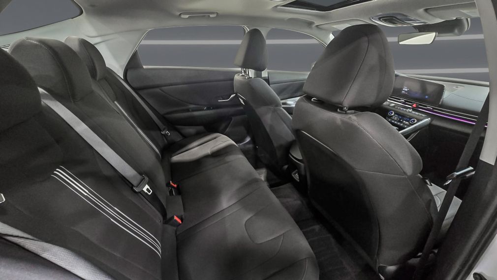 Hyundai Elantra Preferred 2024 d&rsquo;occasion à vendre - 24