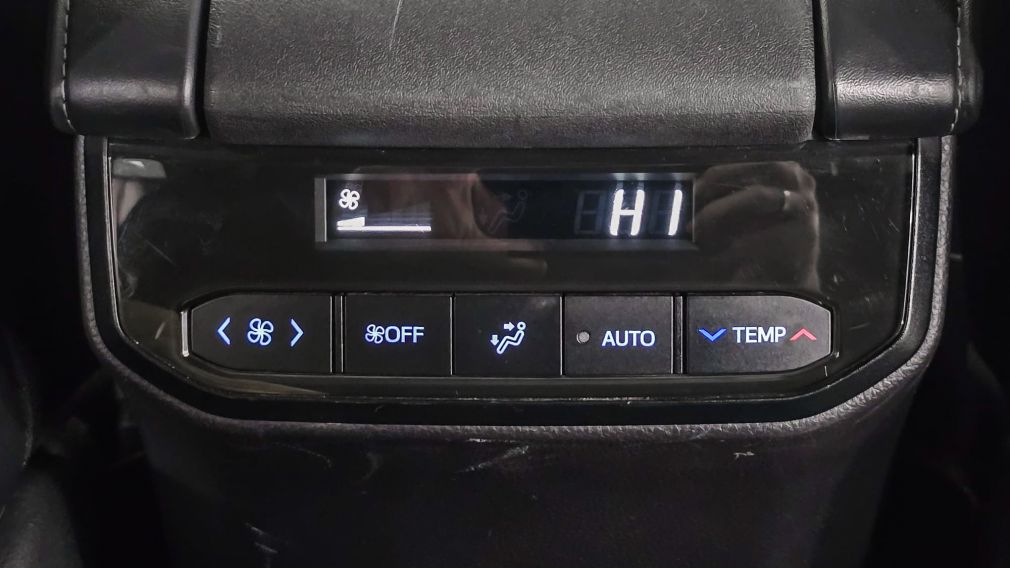 Toyota Highlander XSE 2021 d&rsquo;occasion à vendre - 26