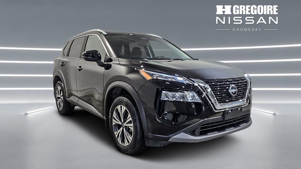 Nissan Rogue SV Moonroof