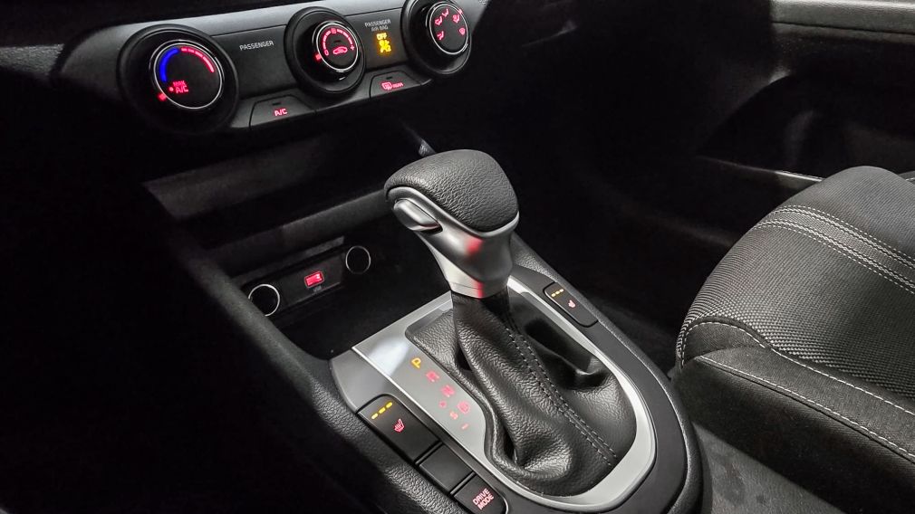 Kia Forte LX 2024 d&rsquo;occasion à vendre - 19