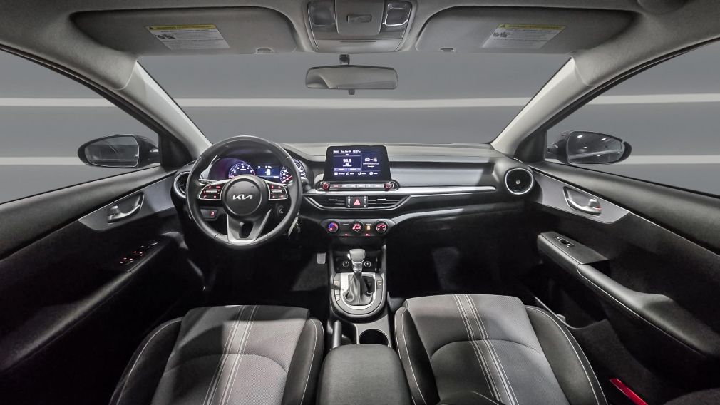 Kia Forte LX 2024 d&rsquo;occasion à vendre - 12