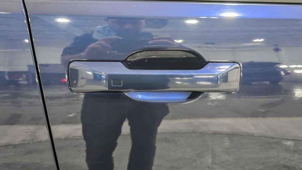 Hyundai Santa Fe Luxury 2025 d&rsquo;occasion à vendre - 9