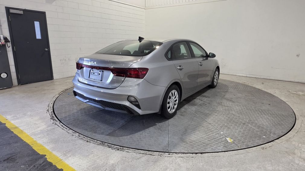 Kia Forte EX 2024 d&rsquo;occasion à vendre - 7