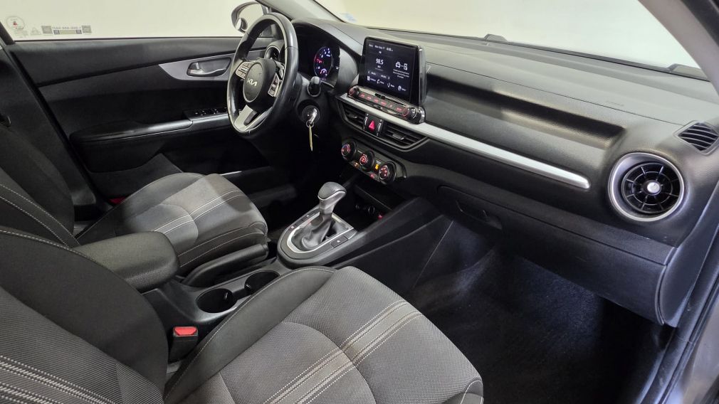 Kia Forte EX 2024 d&rsquo;occasion à vendre - 19