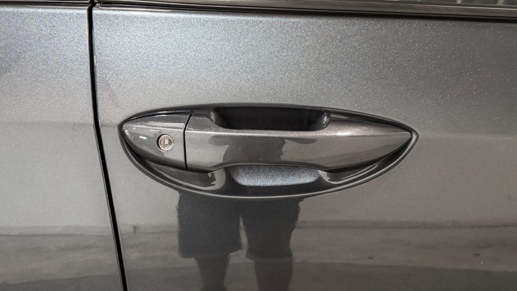 Toyota Corolla LE 2019 d&rsquo;occasion à vendre - 10