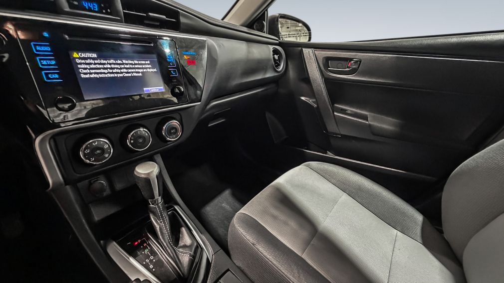 Toyota Corolla LE 2019 d&rsquo;occasion à vendre - 18