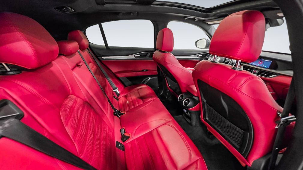 Alfa Romeo Stelvio Ti Sport 2021 d&rsquo;occasion à vendre - 24