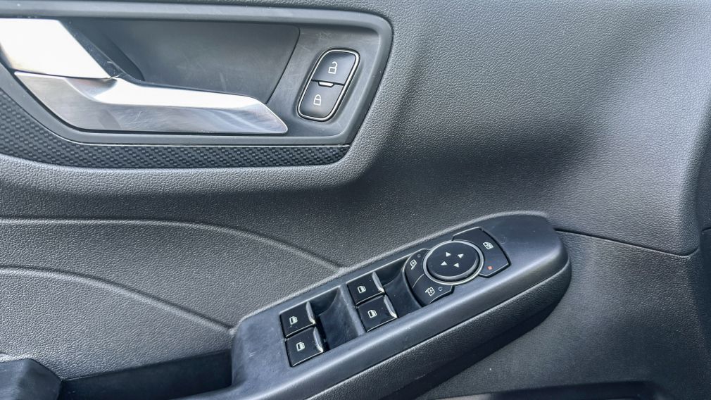 Ford Escape ST-Line 2023 à vendre à Trois-Rivières - 11