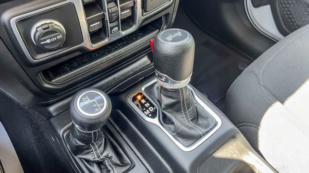 Jeep Wrangler Sahara 2023 d&rsquo;occasion à vendre - 24