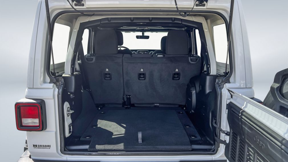 Jeep Wrangler Sahara 2023 d&rsquo;occasion à vendre - 28