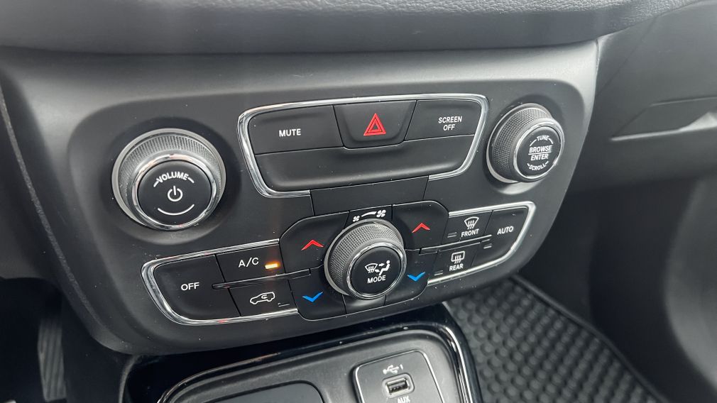 Jeep Compass Altitude 2021 d&rsquo;occasion à vendre - 23