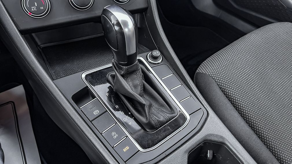 Volkswagen Jetta Comfortline 2019 d&rsquo;occasion à vendre - 21