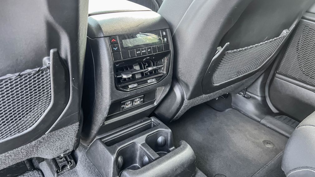 Jeep Grand Cherokee L Laredo 2023 d&rsquo;occasion à vendre - 28