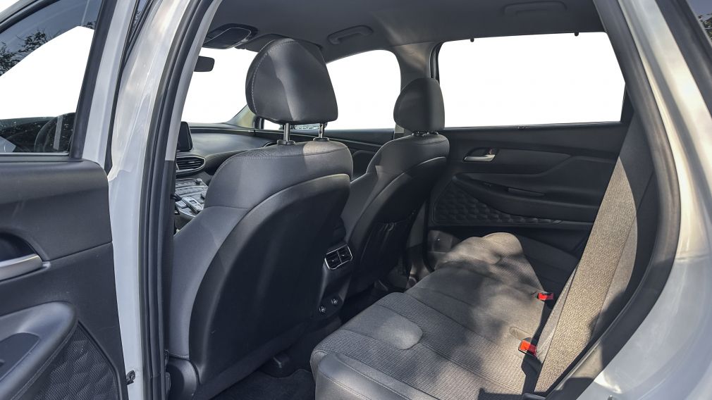 Hyundai Santa Fe Preferred 2023 d&rsquo;occasion à vendre - 24