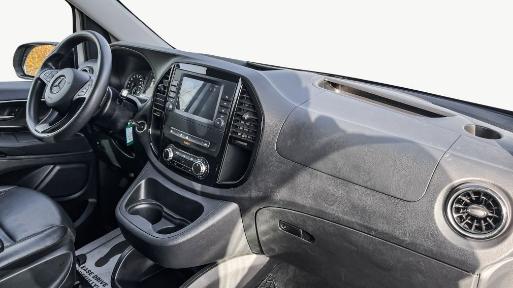 Mercedes Benz Metris 126&Prime; WB 2022 à vendre à Trois-Rivières - 9