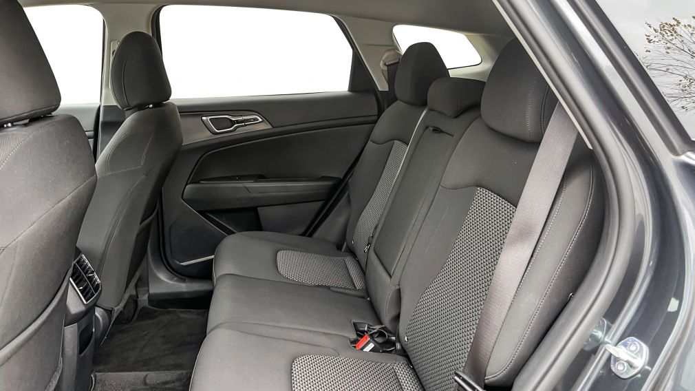 Kia Sportage LX 2023 d&rsquo;occasion à vendre - 13