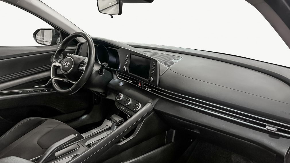 Hyundai Elantra Preferred 2023 d’occasion à vendre - 24