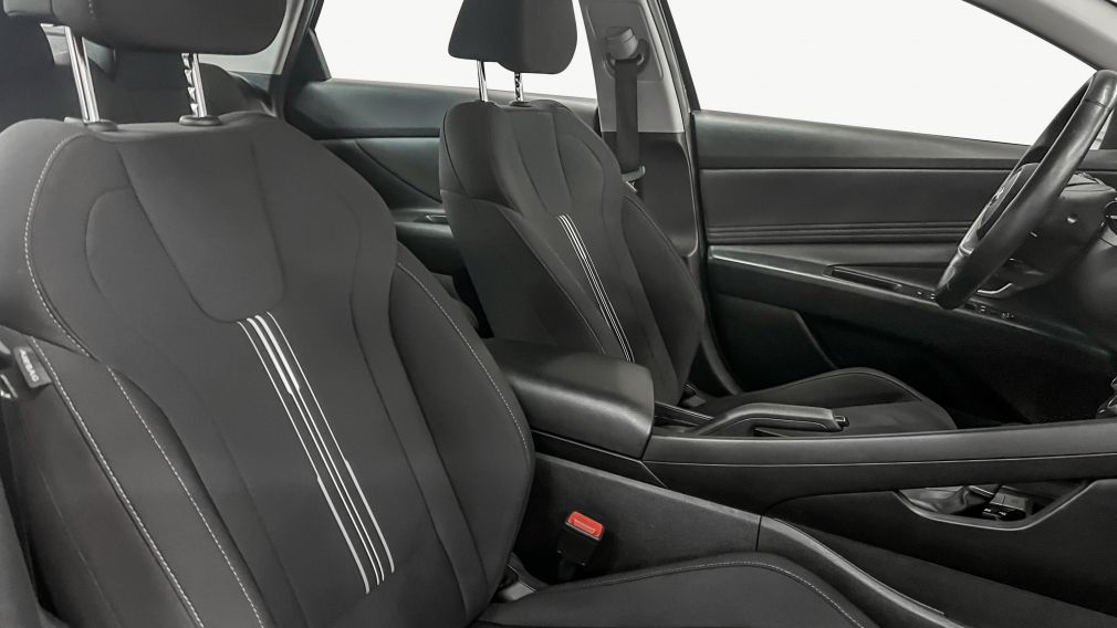 Hyundai Elantra Preferred 2023 d’occasion à vendre - 25