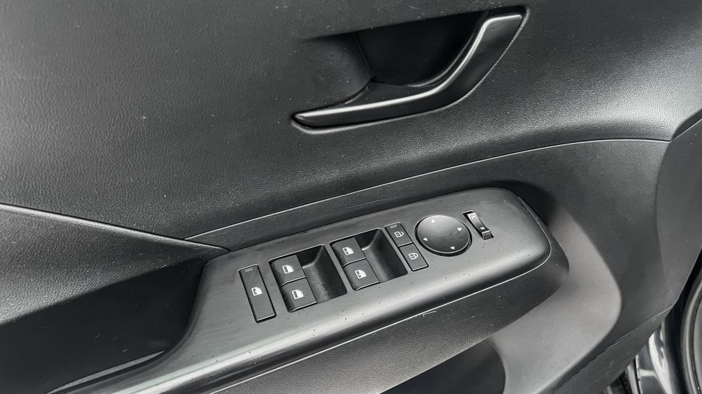 Hyundai Kona Preferred 2024 d&rsquo;occasion à vendre - 13