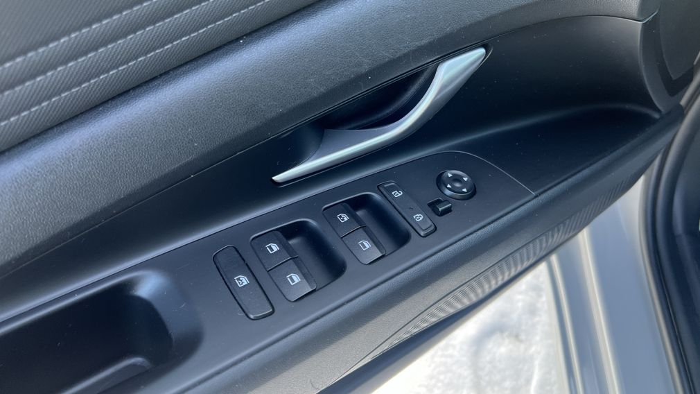 Hyundai Elantra Preferred 2021 d&rsquo;occasion à vendre - 12