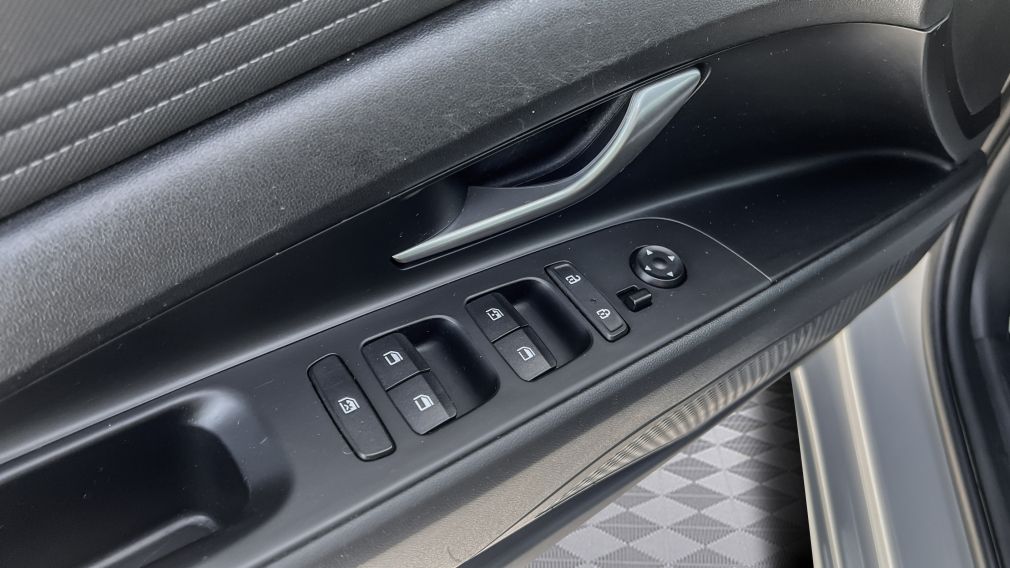 Hyundai Elantra Preferred 2021 d&rsquo;occasion à vendre - 12