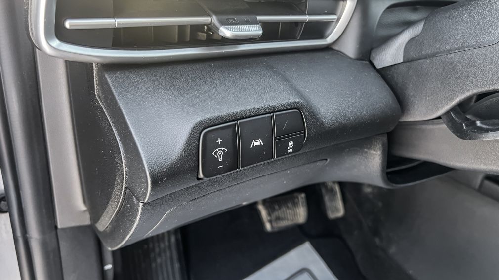 Hyundai Elantra Preferred 2021 d&rsquo;occasion à vendre - 13