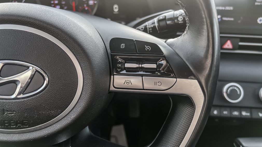 Hyundai Elantra Preferred 2021 d&rsquo;occasion à vendre - 15