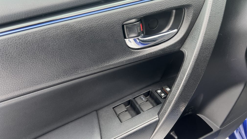 Toyota Corolla SE 2018 d&rsquo;occasion à vendre - 12