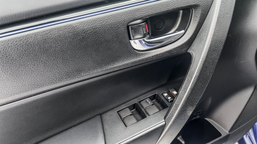 Toyota Corolla SE 2018 d&rsquo;occasion à vendre - 11