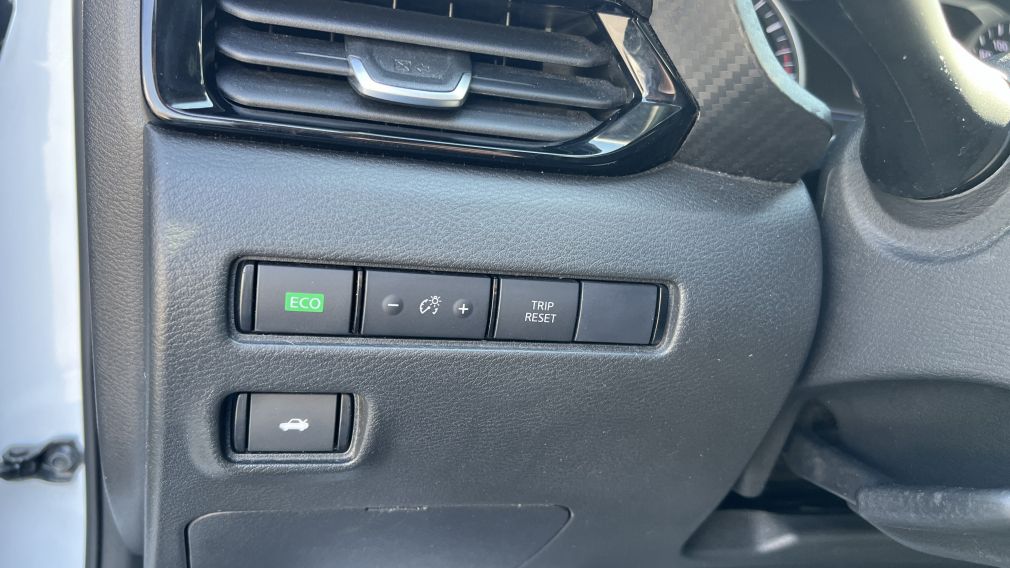 Nissan Sentra SV 2023 d&rsquo;occasion à vendre - 13