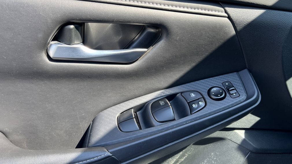 Nissan Sentra SV 2023 d&rsquo;occasion à vendre - 12