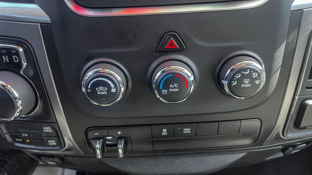Ram 1500 SLT 2023 d&rsquo;occasion à vendre - 21