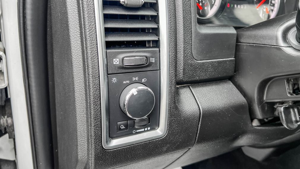 Ram 1500 SLT 2023 d&rsquo;occasion à vendre - 13