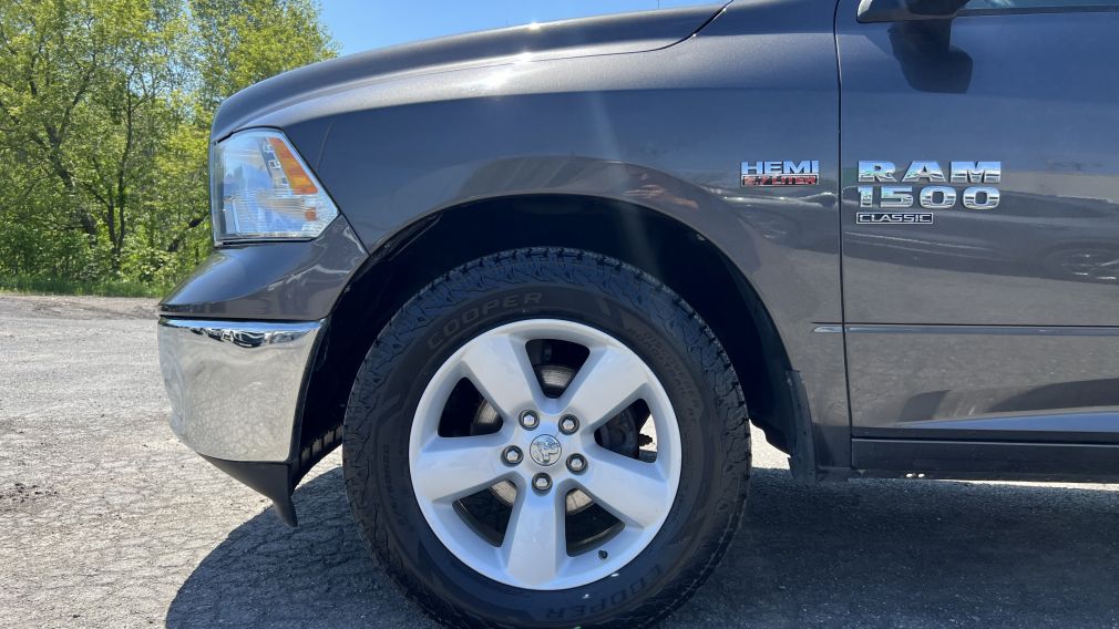 Ram 1500 SLT 2023 d&rsquo;occasion à vendre - 25