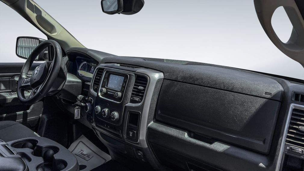Ram 1500 SLT 2023 d&rsquo;occasion à vendre - 9